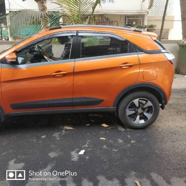 https://images10.gaadi.com/usedcar_image/4622844/original/processed_5c0c2c35-8bec-4910-8530-5e25f350d4d6.jpg?imwidth=6401