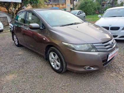 Second-hand 2011 Honda City V AT for sale in Pune