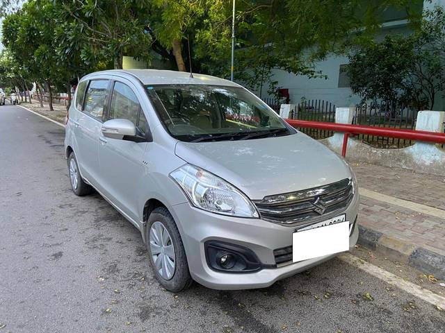 https://images10.gaadi.com/usedcar_image/4622901/original/processed_9903578c-5fa5-4193-a77d-e48dd945f831.jpg?imwidth=6400