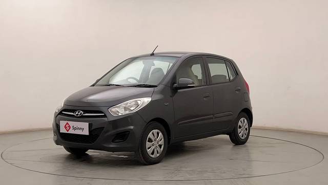 https://images10.gaadi.com/usedcar_image/4622996/original/51760835af2be65bbf62fdd7eaf620a3.JPG?imwidth=6400