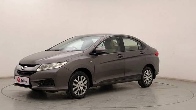 https://images10.gaadi.com/usedcar_image/4623019/original/628568278c7243acc9fc9c53cc0276e1.JPG?imwidth=6400