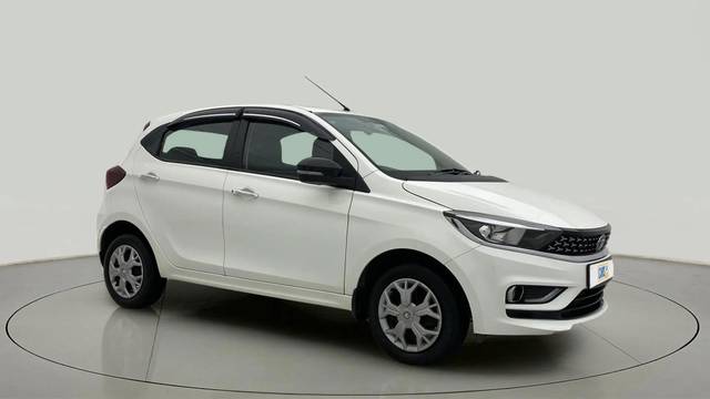 https://images10.gaadi.com/usedcar_image/4623033/original/5783313fb1e86d2526f84e1da1c59343.jpg?imwidth=6400