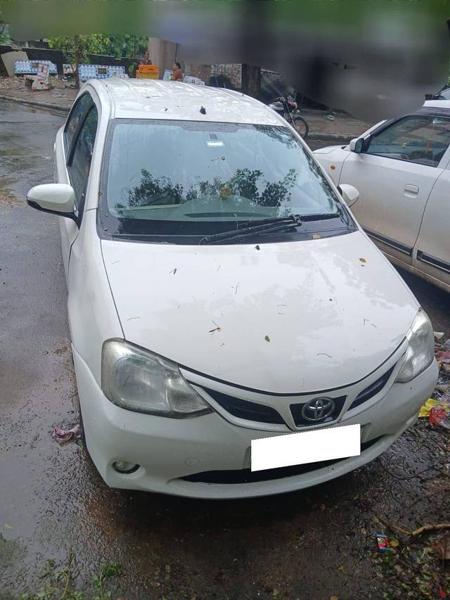 https://images10.gaadi.com/usedcar_image/4623046/original/processed_360c0af6-f7f2-4762-b065-5708597fdea8.jpg?imwidth=6402