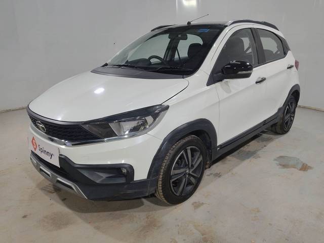 https://images10.gaadi.com/usedcar_image/4623059/original/d09db36b64fb04dc806934b53c54e2b7.jpg?imwidth=6400