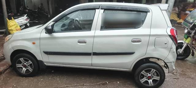 https://images10.gaadi.com/usedcar_image/4623060/original/processed_4e9d3914-c6ca-4724-bd93-8ed71179953b.jpg?imwidth=6402