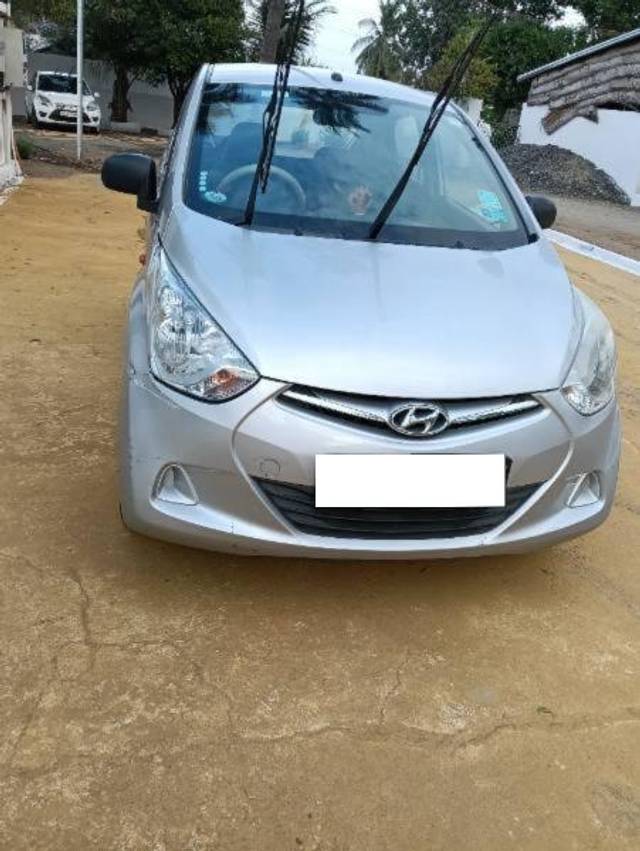 https://images10.gaadi.com/usedcar_image/4623089/original/processed_27c9948f-59f9-4dba-9468-79782fa0fbe9.jpg?imwidth=6402