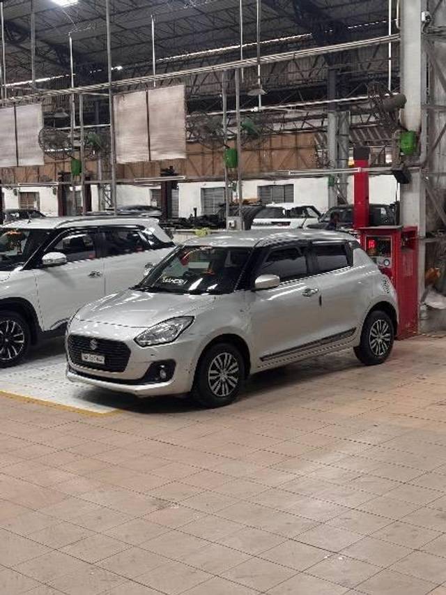 https://images10.gaadi.com/usedcar_image/4623117/original/processed_5b60249d-4215-441f-a7db-8f453a6b4ec4.jpeg?imwidth=6400