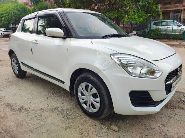 https://images10.gaadi.com/usedcar_image/4623138/original/processed_51b9ce3914c80d1b297ac5a5bcf447dd.jpg?imwidth=6400