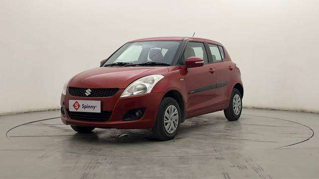 https://images10.gaadi.com/usedcar_image/4623150/original/85f543aa6fc070c65f29346c89042e35.JPG?imwidth=6400