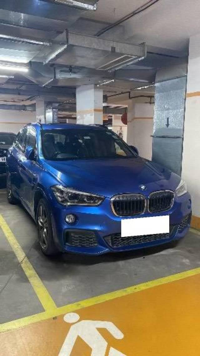 https://images10.gaadi.com/usedcar_image/4623163/original/processed_f46ae556-8abd-404e-b061-d31ba7f88c72.jpeg?imwidth=6402