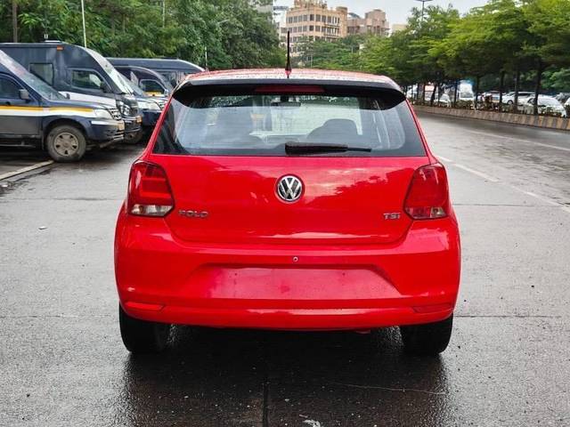 https://images10.gaadi.com/usedcar_image/4623219/original/processed_886c943b-b928-4bdc-8203-a267da2040b4.jpeg?imwidth=6402