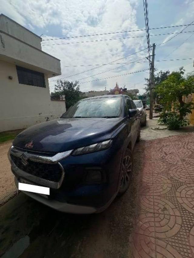 https://images10.gaadi.com/usedcar_image/4623223/original/processed_5249e103-a38a-4ea4-a568-9424fd261a1f.jpeg?imwidth=6400