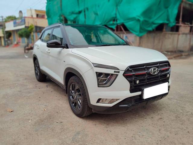 https://images10.gaadi.com/usedcar_image/4623245/original/processed_23777364d5180c29bd76fb10e704cdbb.jpg?imwidth=6400