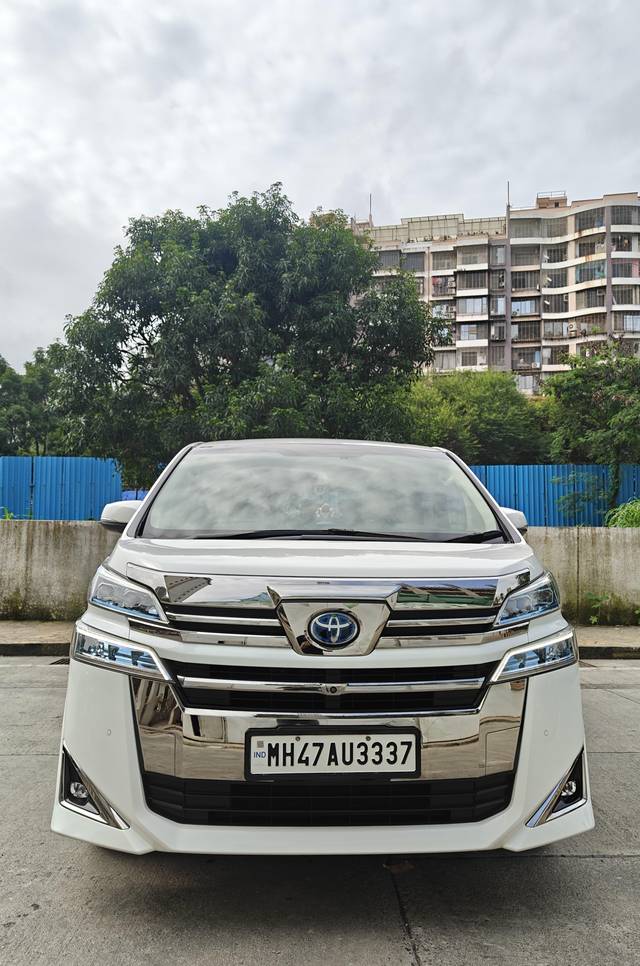 https://images10.gaadi.com/usedcar_image/4623262/original/processed_3ddd2a2d8cbd4ec319fba940eb0d3abe.jpg?imwidth=6400