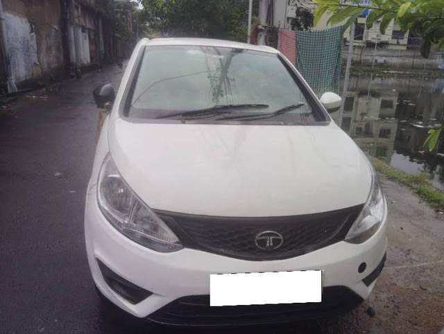 https://images10.gaadi.com/usedcar_image/4623341/original/processed_602c5749-a9ae-434c-8101-0064edb17583.jpg?imwidth=6402