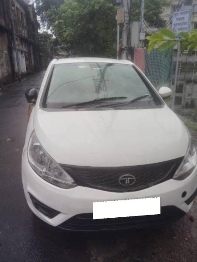 https://images10.gaadi.com/usedcar_image/4623341/original/processed_f5cc9790-9bf5-41ef-82b3-da0791cef7a9.jpg?imwidth=6400