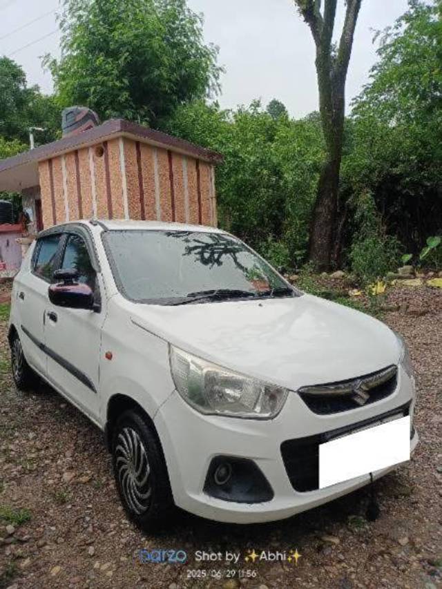 https://images10.gaadi.com/usedcar_image/4623353/original/processed_processed_b266234b-752d-49e0-99f6-f746595eff12.jpg?imwidth=6400