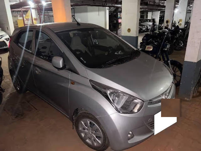 https://images10.gaadi.com/usedcar_image/4623356/original/0c93514a-ad11-44b3-b93b-fabbd49e140c.png?imwidth=6400