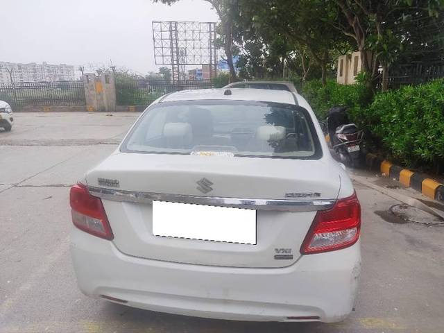 https://images10.gaadi.com/usedcar_image/4623362/original/processed_627af55f-10f4-49ad-9def-ffb2a5b47bdf.jpg?imwidth=6401