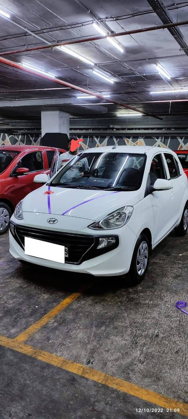 https://images10.gaadi.com/usedcar_image/4623366/original/processed_7cf98cba-4395-452e-9b23-7c5ce4f56ab3.jpg?imwidth=6401
