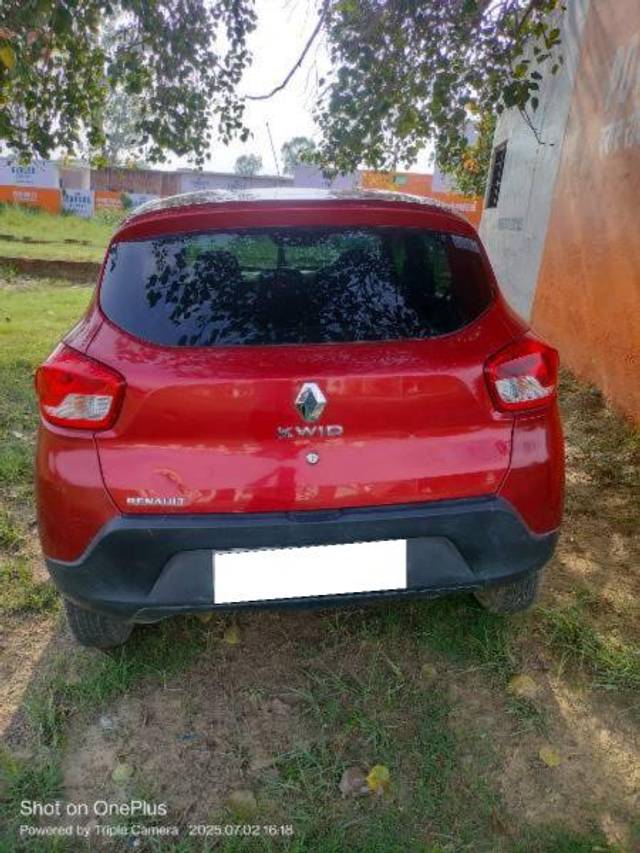 https://images10.gaadi.com/usedcar_image/4623384/original/processed_0987e67b-f596-40a4-82a2-62c6298596ad.jpg?imwidth=6400