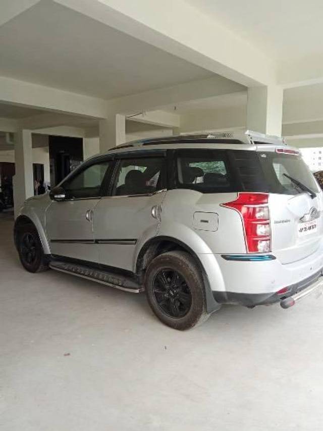 https://images10.gaadi.com/usedcar_image/4623425/original/processed_38a6a06d-1755-43c3-a03c-a7e51fe34094.jpeg?imwidth=6402
