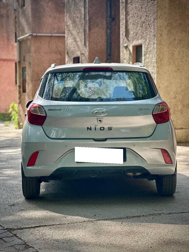 https://images10.gaadi.com/usedcar_image/4623440/original/processed_cf9d3236ca4fe8fca5bddd337c505e2c.jpg?imwidth=6401