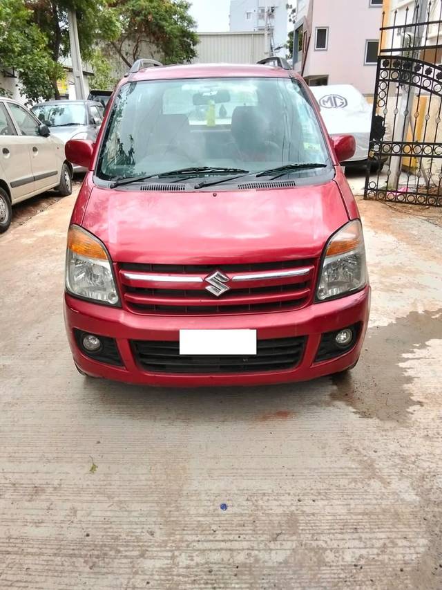 https://images10.gaadi.com/usedcar_image/4623443/original/processed_a72b77743c9ff3052860178801b2d101.jpg?imwidth=6400