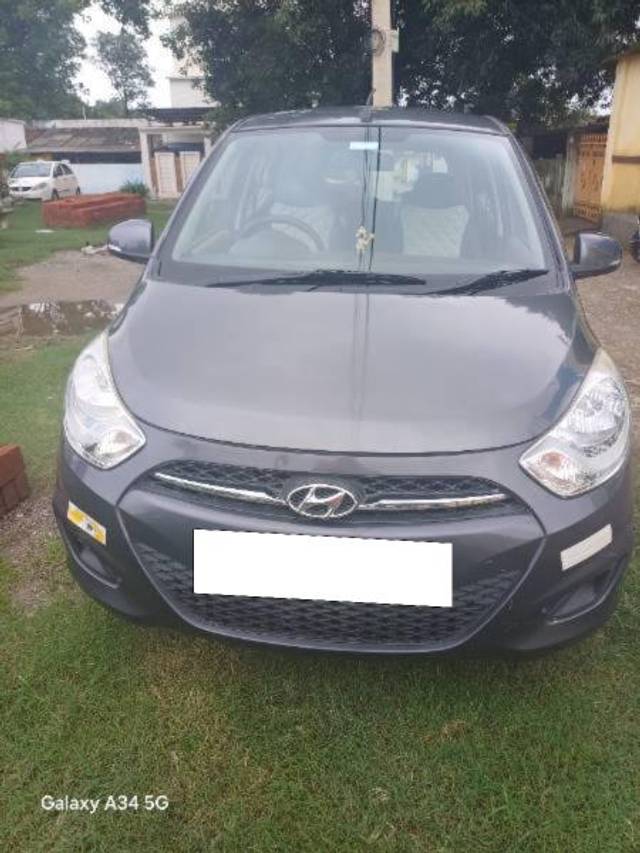 https://images10.gaadi.com/usedcar_image/4623445/original/processed_35d5611d-83eb-4ae3-848e-25fbb3d75548.jpg?imwidth=6400