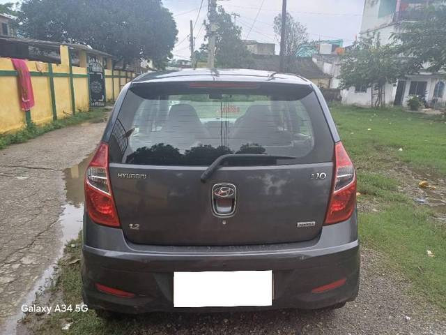 https://images10.gaadi.com/usedcar_image/4623445/original/processed_4d9077be-8920-4626-ba61-7915e6ad9432.jpg?imwidth=6401