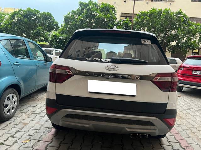 https://images10.gaadi.com/usedcar_image/4623503/original/processed_66f79431-ae20-432e-9841-d02bacdd9d50.jpg?imwidth=6402