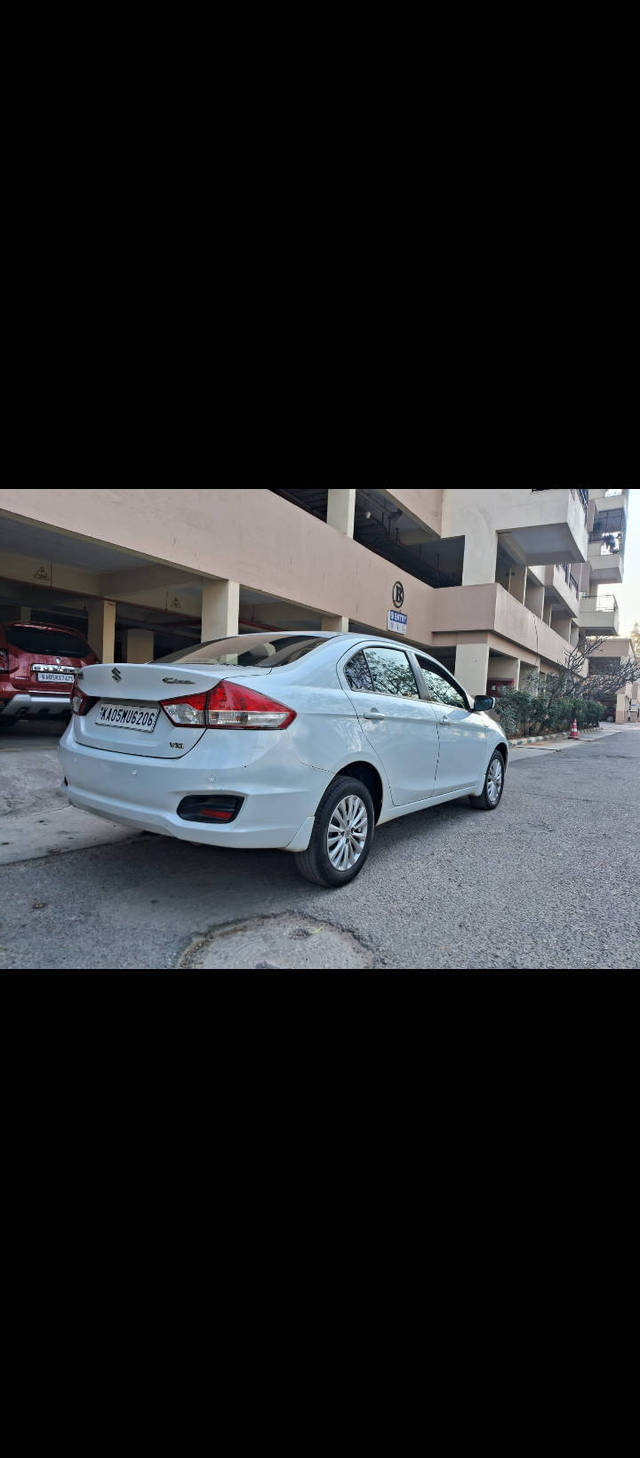 https://images10.gaadi.com/usedcar_image/4623580/original/processed_17fb1318d58363a6ec9ba3930d66adc9.png?imwidth=6402