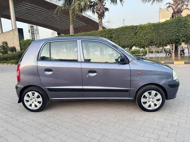 https://images10.gaadi.com/usedcar_image/4623582/original/processed_ba4f7316b77a5ee7008ecd38b2d6b144.jpg?imwidth=6401