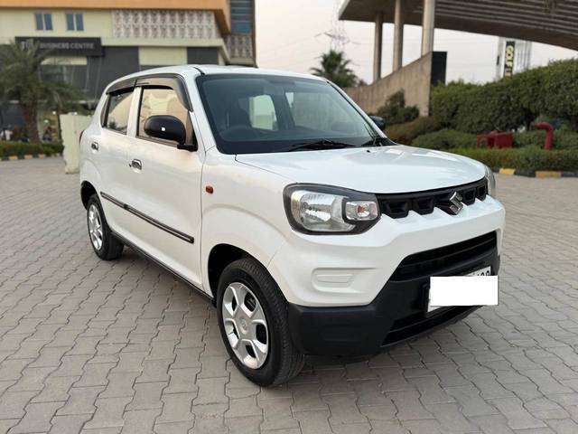 https://images10.gaadi.com/usedcar_image/4623591/original/processed_de38beb9da7be00b966dc1bbd1b116c7.jpg?imwidth=6400