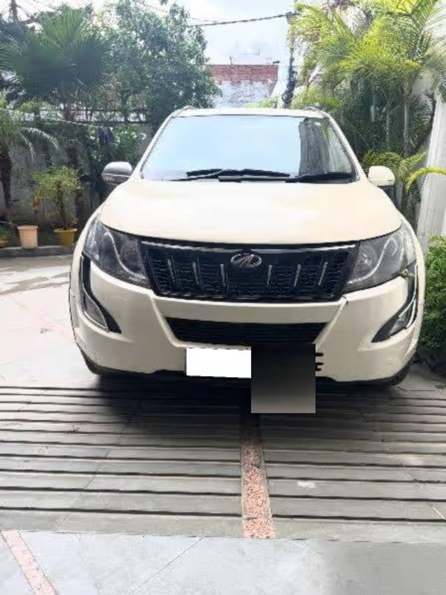 https://images10.gaadi.com/usedcar_image/4623594/original/a1cc5402-392e-4c6d-bed5-2accd57823a1.png?imwidth=6400