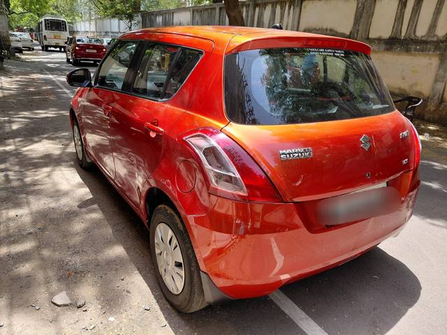 https://images10.gaadi.com/usedcar_image/4623614/original/processed_f7a67f34eb942dddd4c20d0ef991d9b8.jpg?imwidth=6402