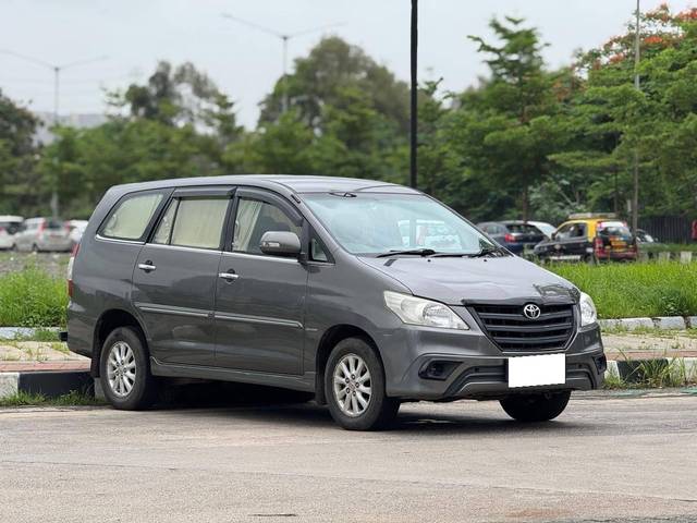 https://images10.gaadi.com/usedcar_image/4623619/original/processed_ffeac77e10a81712b415514a29f57d74.jpg?imwidth=6400
