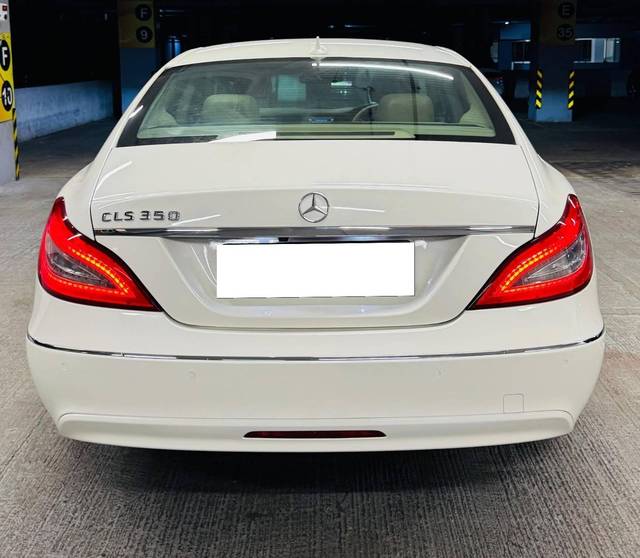 https://images10.gaadi.com/usedcar_image/4623628/original/processed_79e01824008ae6d63e6d3834ee6e548b.jpg?imwidth=6402