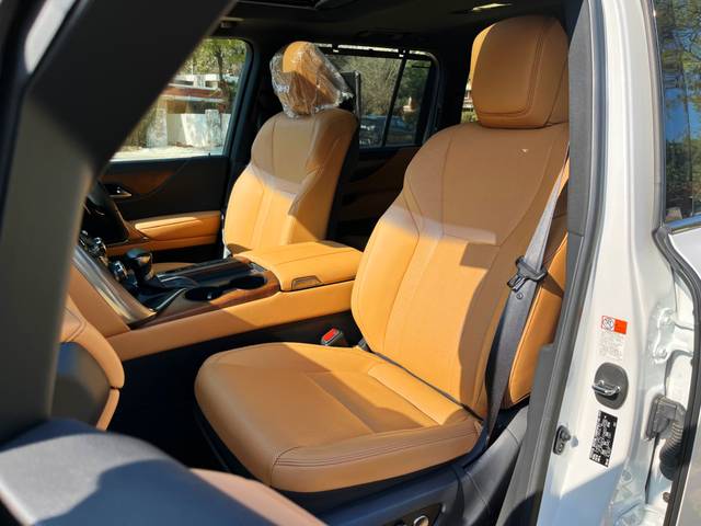 https://images10.gaadi.com/usedcar_image/4623641/original/08900b2e61f36d1afc02ed5c2912a72b.jpg?imwidth=6402