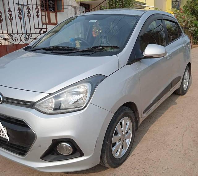 https://images10.gaadi.com/usedcar_image/4623651/original/processed_7e7dcef3159de33fb9943a5483aeeccb.jpg?imwidth=6400