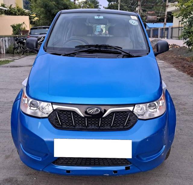 https://images10.gaadi.com/usedcar_image/4623655/original/processed_c315cdbe8799efec4d982e952d93b7f0.jpg?imwidth=6402
