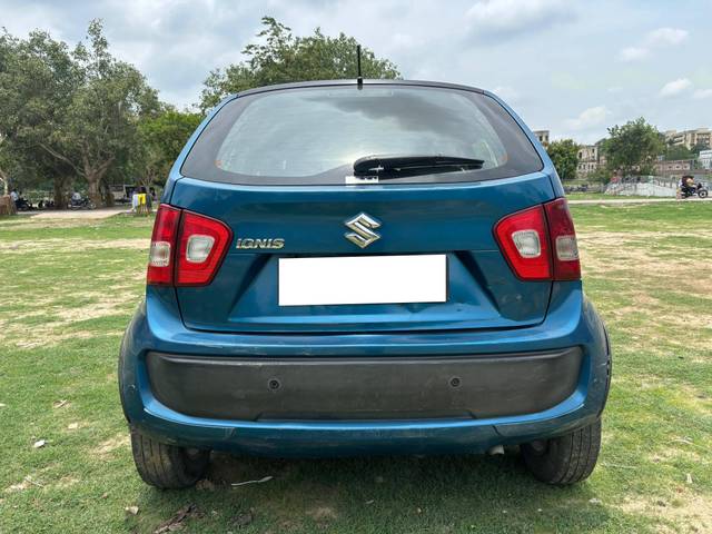 https://images10.gaadi.com/usedcar_image/4623717/original/processed_d2307845089645d347d704ebff505f46.jpg?imwidth=6402