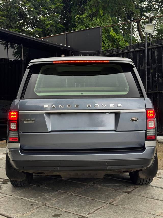 https://images10.gaadi.com/usedcar_image/4623718/original/processed_f40ee871ca3280efe40496a757c981d1.jpg?imwidth=6401