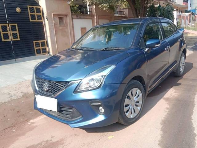 https://images10.gaadi.com/usedcar_image/4623721/original/processed_58e477f2b8004a8e6387cfe2f65110ae.jpg?imwidth=6402