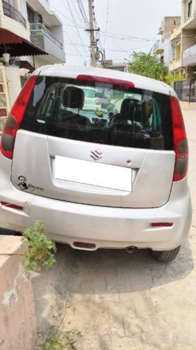 https://images10.gaadi.com/usedcar_image/4623734/original/processed_e90dd967-7990-4322-a413-94a80005def8.jpg?imwidth=6401