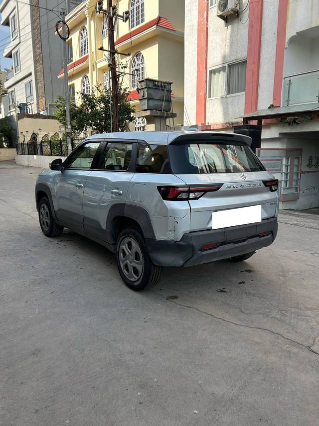 https://images10.gaadi.com/usedcar_image/4623775/original/processed_eab27d46d186d838a00d9b61f7de3d71.jpg?imwidth=6402