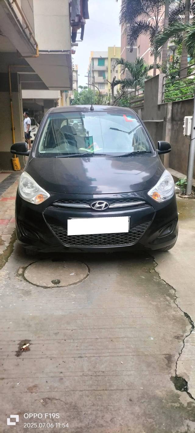 https://images10.gaadi.com/usedcar_image/4623776/original/processed_a8cbc4d5-ed46-4f19-a84b-ff657cd59e04.jpg?imwidth=6401