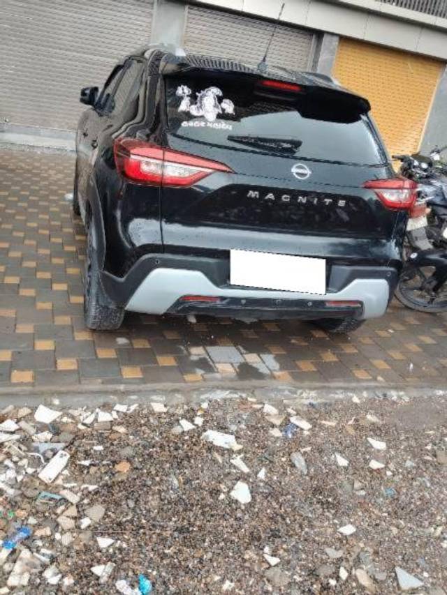 https://images10.gaadi.com/usedcar_image/4623781/original/processed_6224ed1d-04d4-48c6-b4e4-b5aba92c2c51.jpg?imwidth=6401