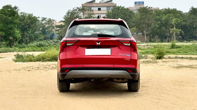 https://images10.gaadi.com/usedcar_image/4623836/original/processed_0093c659308ff7f2d768fa90e98a18e9.JPG?imwidth=6402