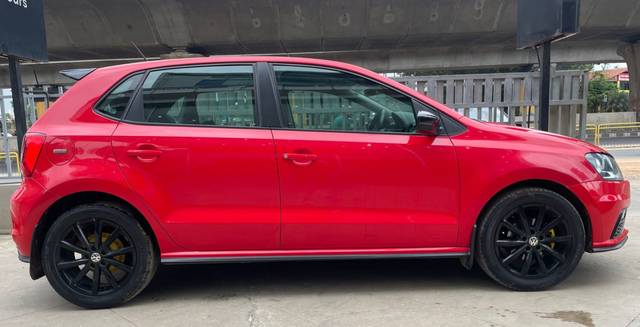 https://images10.gaadi.com/usedcar_image/4623841/original/ac34f2c864842fd29f3699b843cd7652.jpeg?imwidth=6401